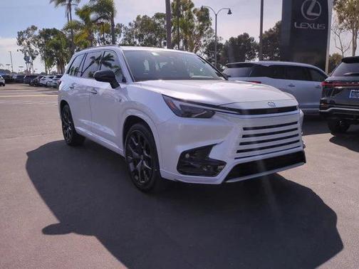 2026 Lexus TX 500h F SPORT Premium