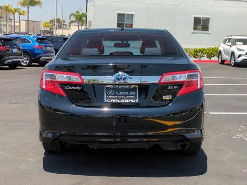 2013 Toyota Camry Hybrid XLE