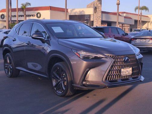 2023 Lexus NX 450h+ Luxury