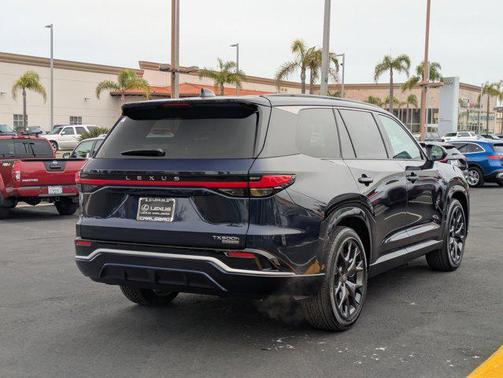 2025 Lexus TX 500h F SPORT Premium