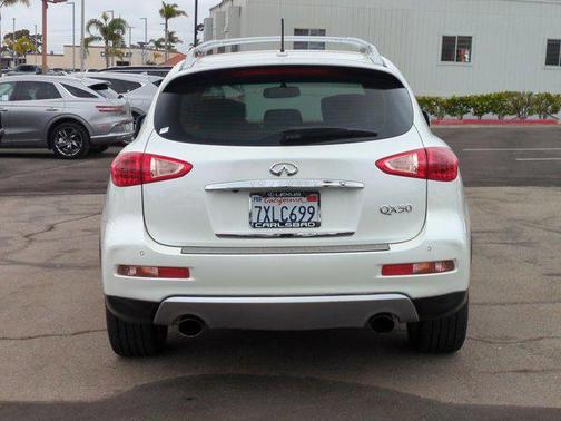 2017 INFINITI QX50 Base