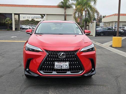 2022 Lexus NX 350h Premium