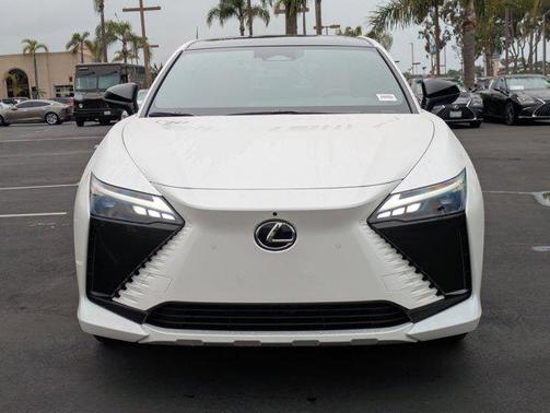 2025 Lexus RZ 300e Premium