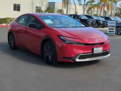 2026 Toyota Prius Plug-In Hybrid SE