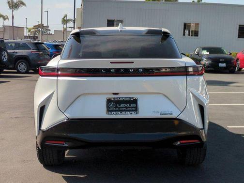 2024 Lexus RZ 450e Premium