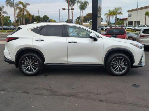 2025 Lexus NX 350h 350h Base