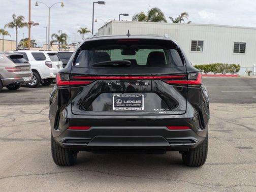 2025 Lexus NX 350h Premium