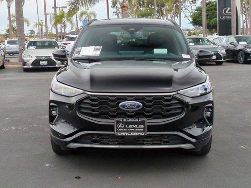 2023 Ford Escape ST-Line Elite