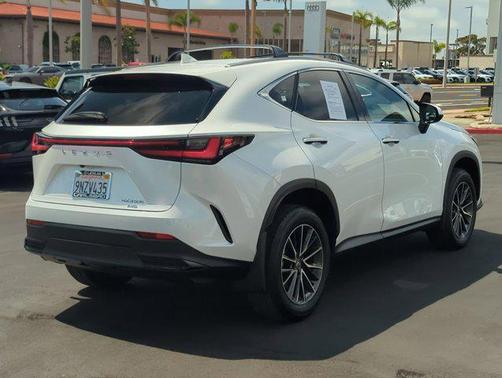 2025 Lexus NX 350h Premium