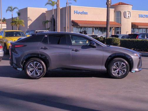 2023 Lexus RZ 450e Premium