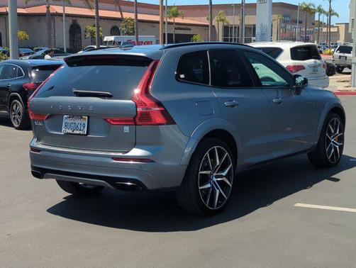 2021 Volvo XC60 Recharge Plug-In Hybrid T8 Polestar