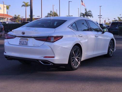 2024 Lexus ES 350 Base