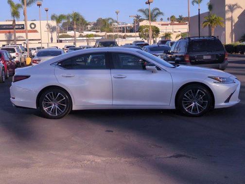 2024 Lexus ES 350 Base
