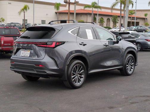 2025 Lexus NX 350h Premium