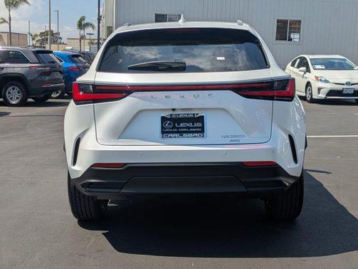 2025 Lexus NX 350h Luxury