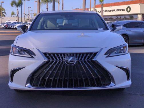 2025 Lexus ES 350 Base