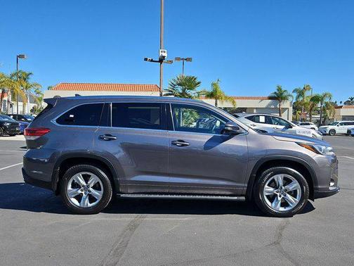 2017 Toyota Highlander Limited