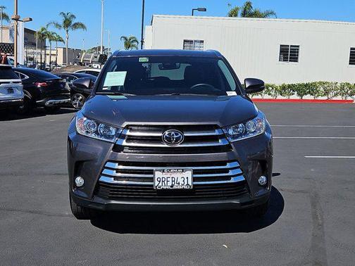 2017 Toyota Highlander Limited