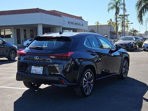 2021 Lexus UX 200 Base