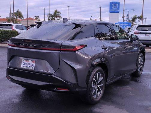 2024 Lexus RZ 300e Premium