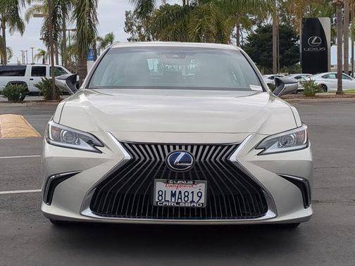 2019 Lexus ES 300h Base