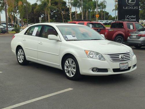2010 Toyota Avalon XLS