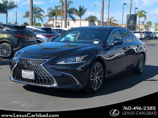 2025 Lexus ES 300h Base