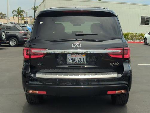 2024 INFINITI QX80 SENSORY AWD