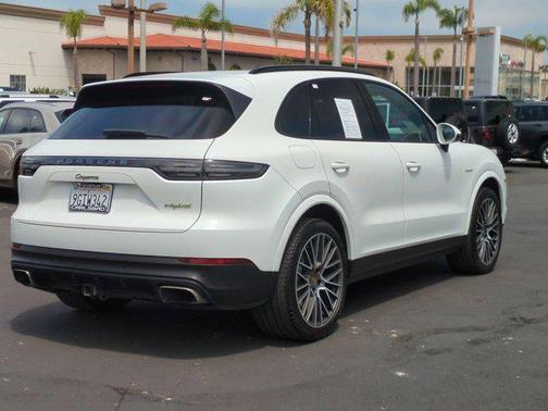 2019 Porsche Cayenne E-Hybrid S