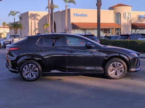 2023 Lexus RZ 450e Premium