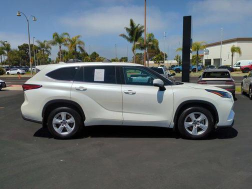 2021 Toyota Highlander L