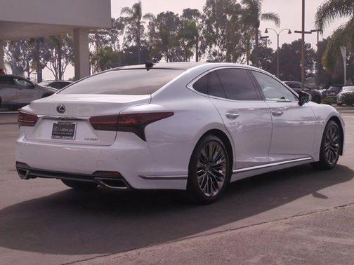 2022 Lexus LS 500 Base