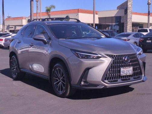 2025 Lexus NX 350h Premium