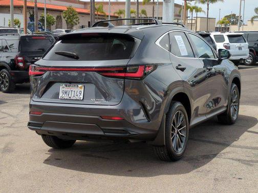 2025 Lexus NX 350h Premium