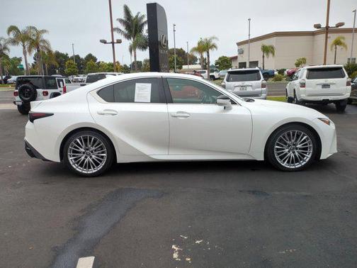 2022 Lexus IS 300 Base