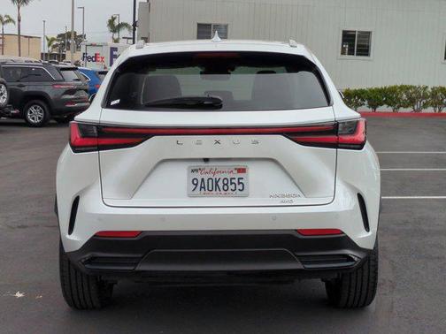 2022 Lexus NX 350h Premium