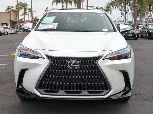 2022 Lexus NX 350h Premium