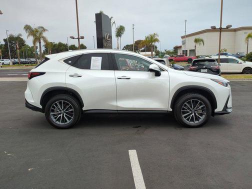 2022 Lexus NX 350h Premium