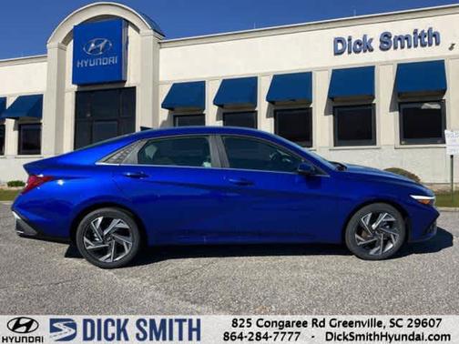 2025 Hyundai ELANTRA Limited