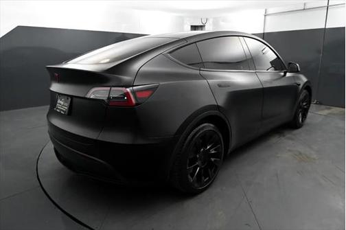 2024 Tesla Model Y Long Range Dual Motor All-Wheel Drive