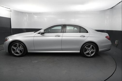2017 Mercedes-Benz E-Class E300 Luxury 4MATIC Sedan