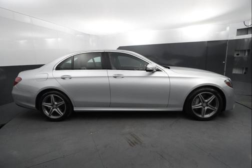 2017 Mercedes-Benz E-Class E300 Luxury 4MATIC Sedan