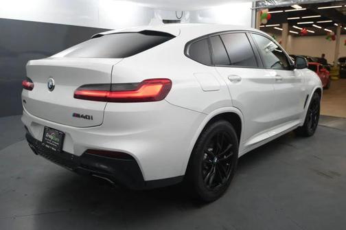 Alpine White 2021 BMW X4 M40i