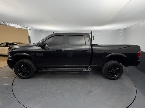 2018 RAM 2500 Big Horn Crew Cab 4x4 6'4' Box