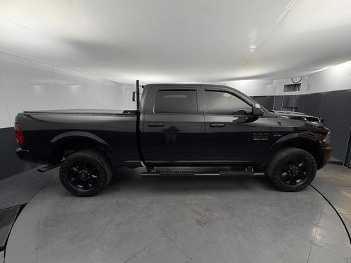 2018 RAM 2500 Big Horn Crew Cab 4x4 6'4' Box