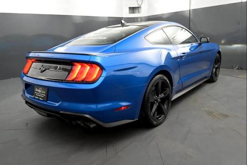 2021 Ford Mustang EcoBoost