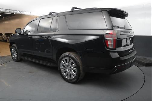 2021 Chevrolet Suburban RST