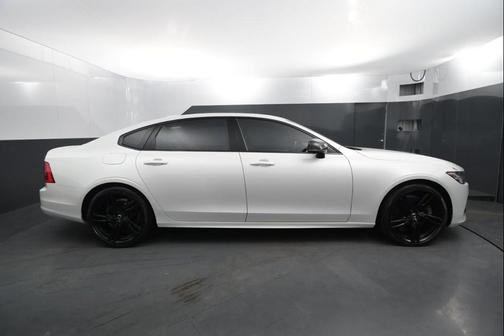 2020 Volvo S90 T6 R-Design
