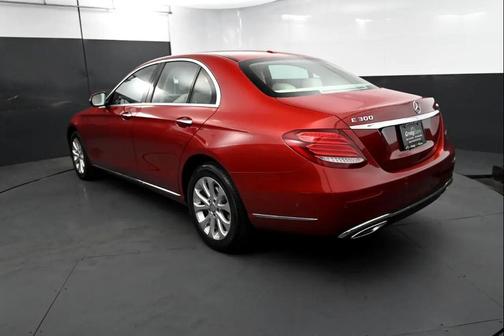 2017 Mercedes-Benz E-Class 4MATIC