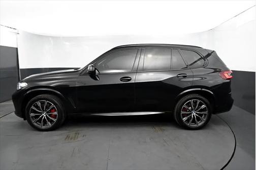 2021 BMW X5 M50i
